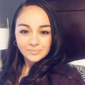 Meet your Posher, Alicia